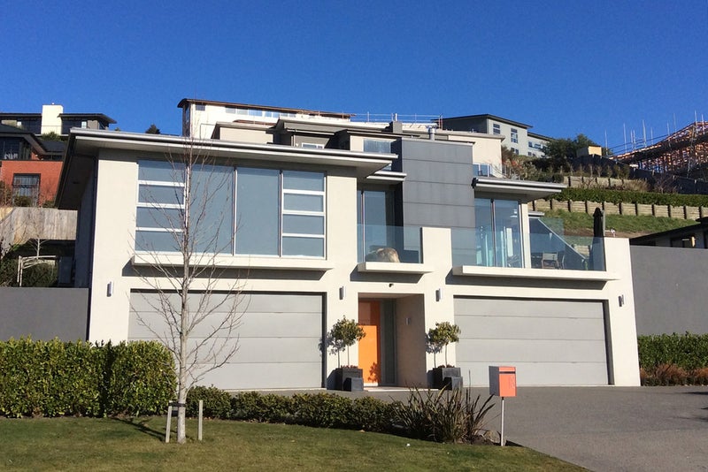 18 Pentonville Close, Westmorland, Christchurch - Carousel 1