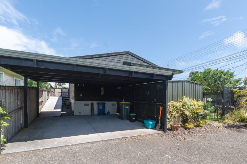 2/150 Arran Road, Browns Bay, Auckland - Carousel 11