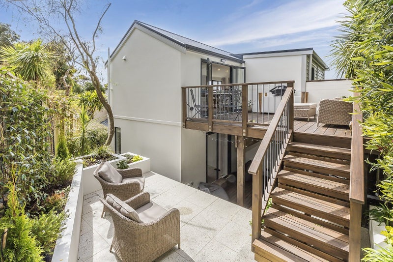 10B Fettes Crescent, Seatoun, Wellington - Carousel 1