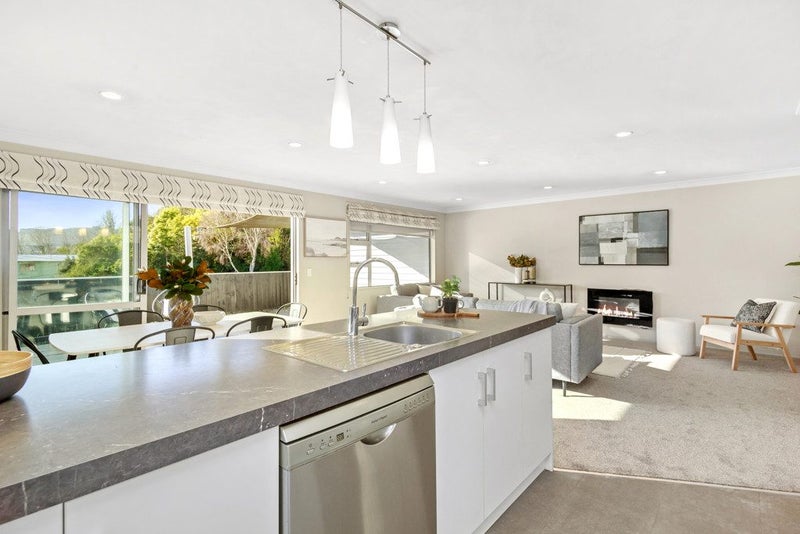 15 Speldhurst Grove, Stokes Valley, Lower Hutt - Carousel 1