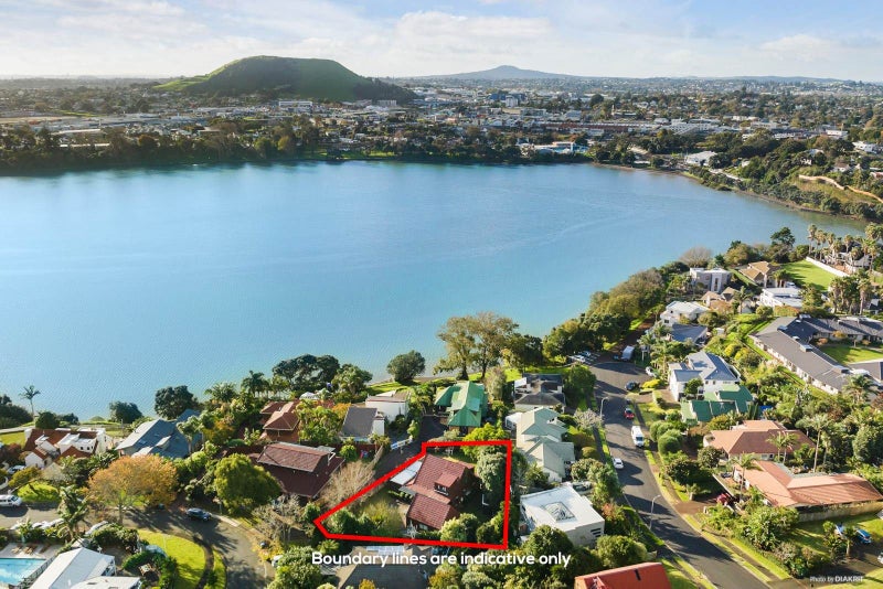 16 Marine Lane, Mount Wellington, Auckland - Carousel 1