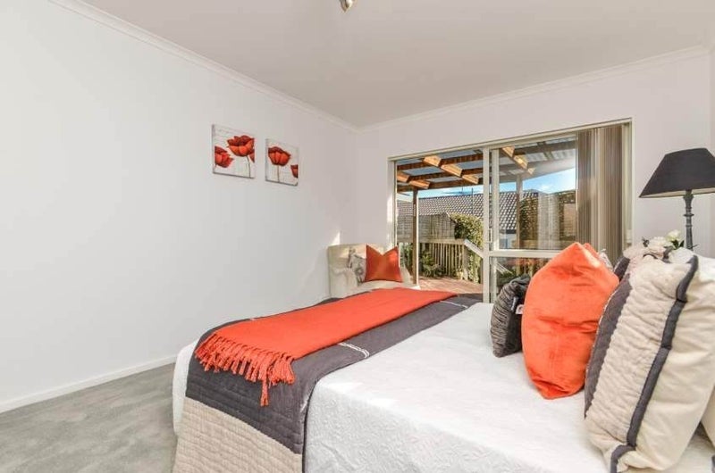 1/19 Carniew Place, Dannemora, Auckland - Carousel 12