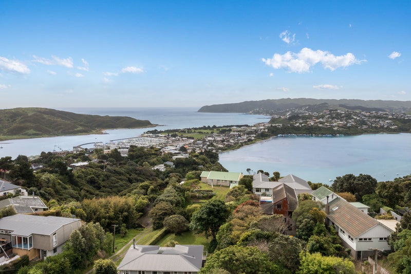 70 Kahu Road, Paremata, Porirua - Carousel 2