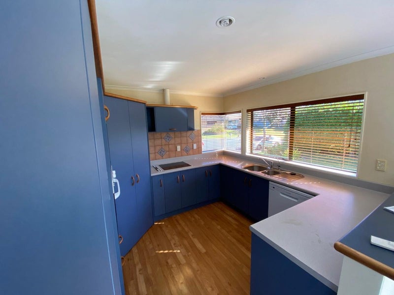 5 Dugald Court, Rototuna, Hamilton - Carousel 2