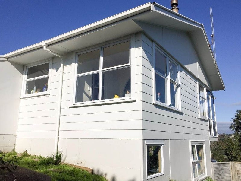 8 Leonard Place, Gate Pa, Tauranga - Carousel 1