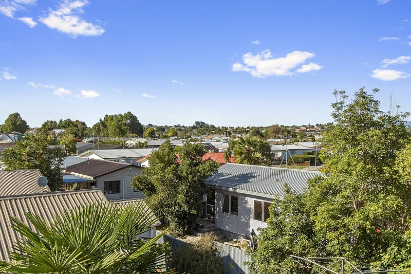 4 Stable Lane, Nawton, Hamilton - Carousel 2