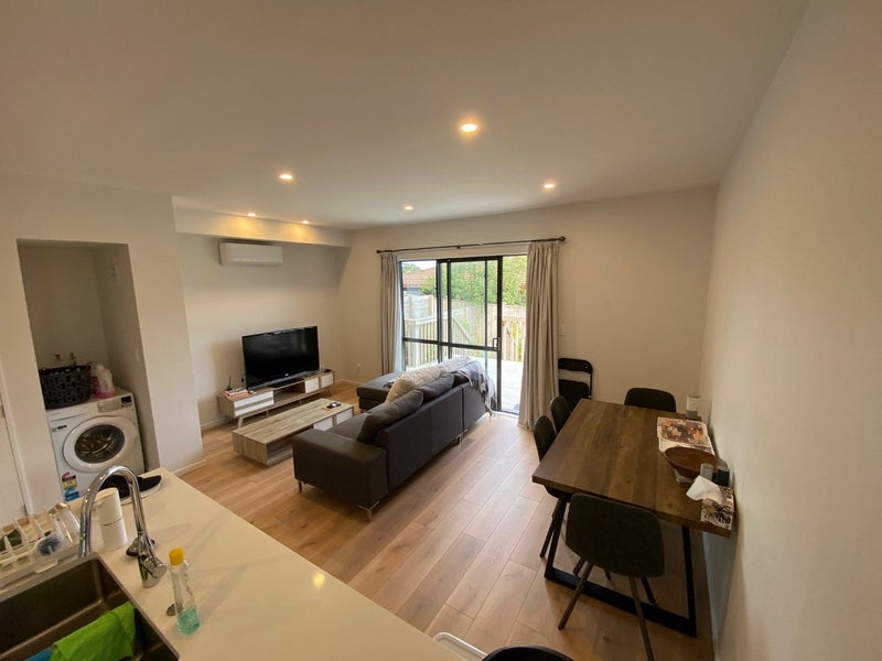 7/60 Highland Park Drive, Highland Park, Auckland - Carousel 1