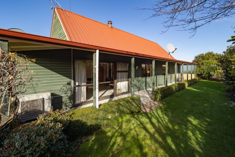 9A Walshs Road, Allenton, Ashburton - Carousel 1