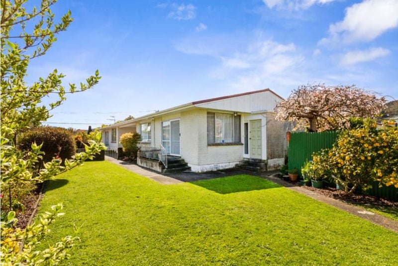 1/20 Porutu Street, Fairfield, Lower Hutt - Carousel 1