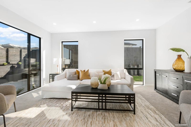 57 Kewa Road, Albany Heights, Auckland - Carousel 2