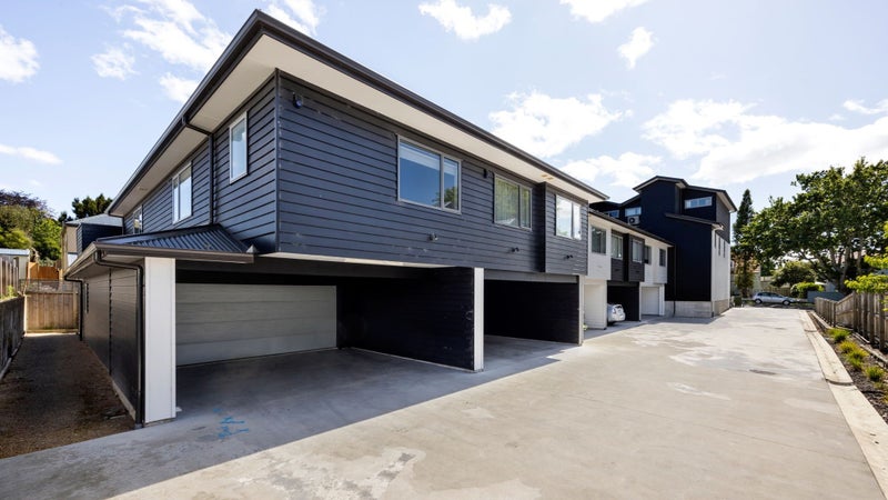 8/14 Hammond Street, Hamilton Central, Hamilton - Carousel 1