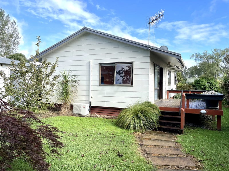 4 Landscape Drive, Ngongotaha, Rotorua - Carousel 1