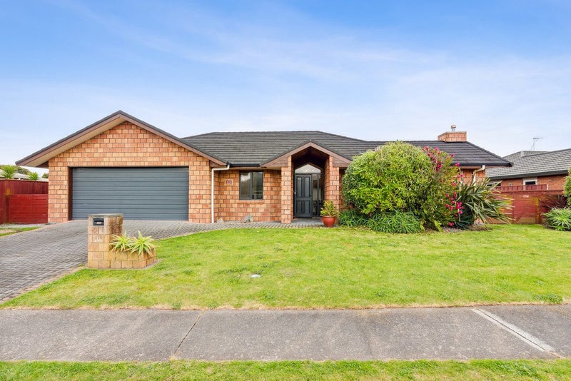 170 Milne Drive, Paraparaumu, Paraparaumu - Carousel 1