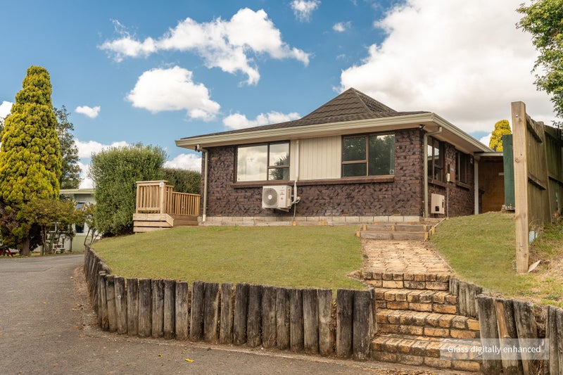 19 Millar Place, Nawton, Hamilton - Carousel 17