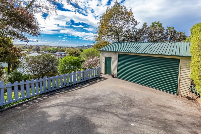 2A St Vincent Terrace, Cashmere, Christchurch - Carousel 20