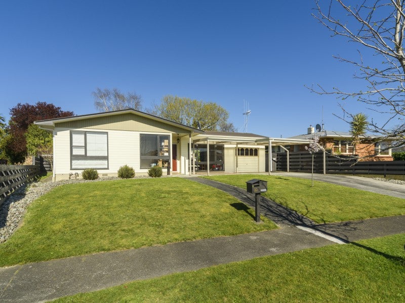 10 Frimley Street, Awapuni, Palmerston North - Carousel 24