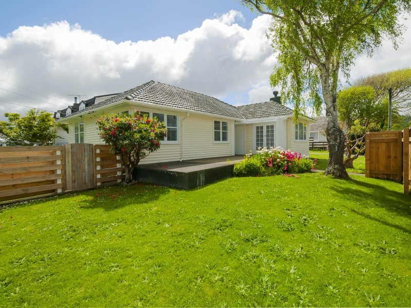 48 Frederick Street, Avalon, Lower Hutt - Carousel 21