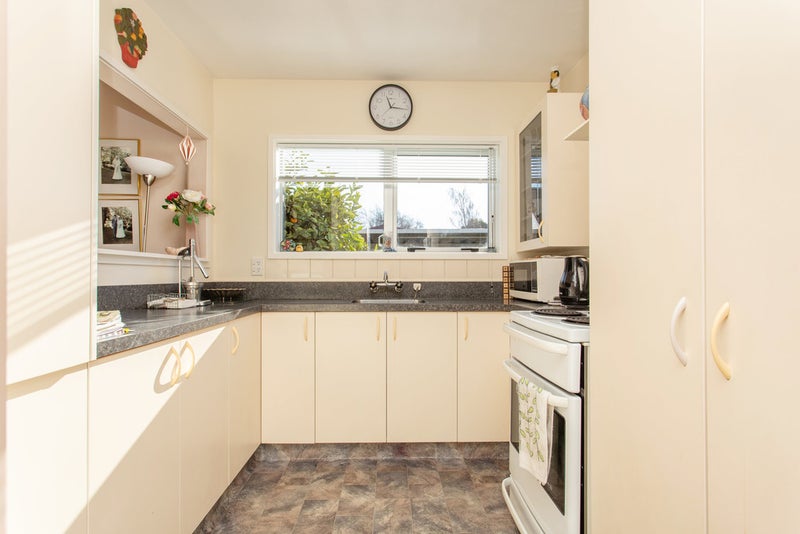 81 Solomon Avenue, Redwood, Christchurch - Carousel 2