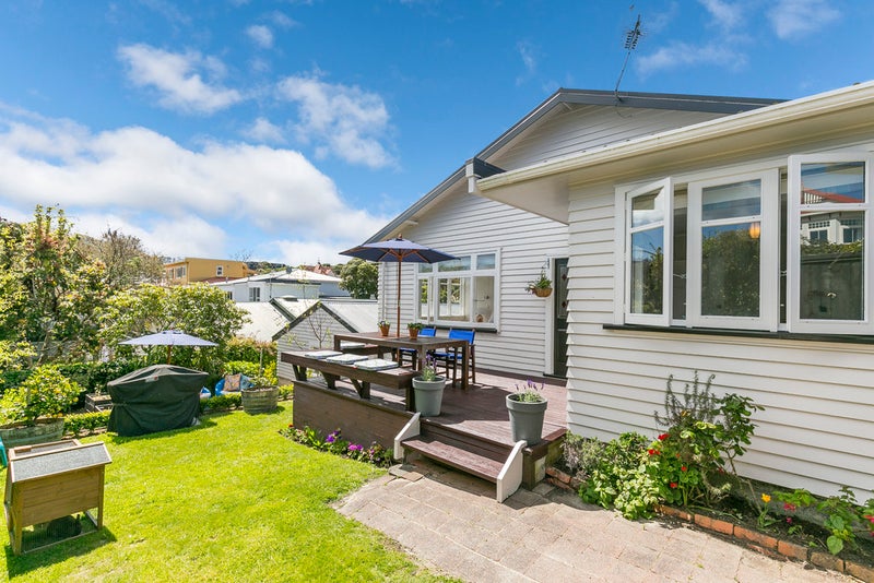 44 Cooper Street, Karori, Wellington - Carousel 2
