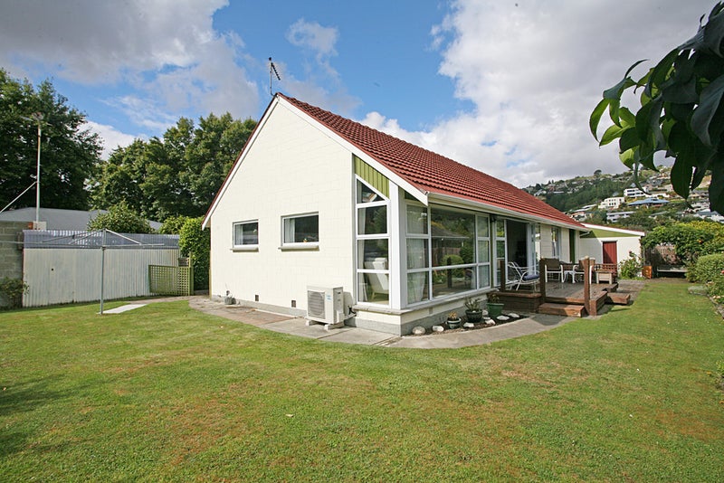 2A Glamis Place, Cashmere, Christchurch - Carousel 2