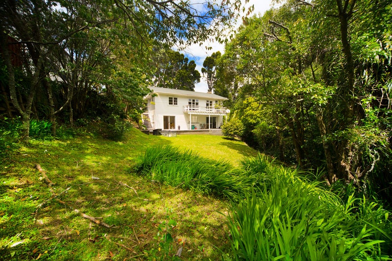 180 Hinemoa Street, Birkenhead, Auckland - Carousel 1