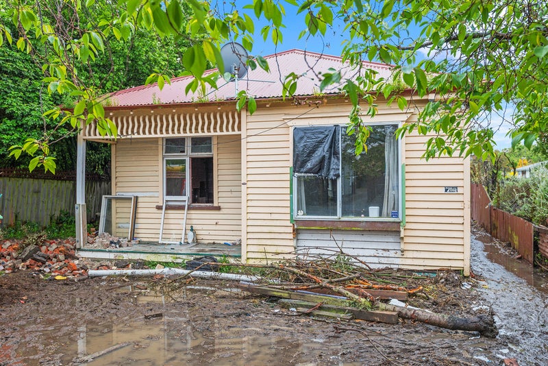 7 Frederick Street, Waltham, Christchurch - Carousel 1