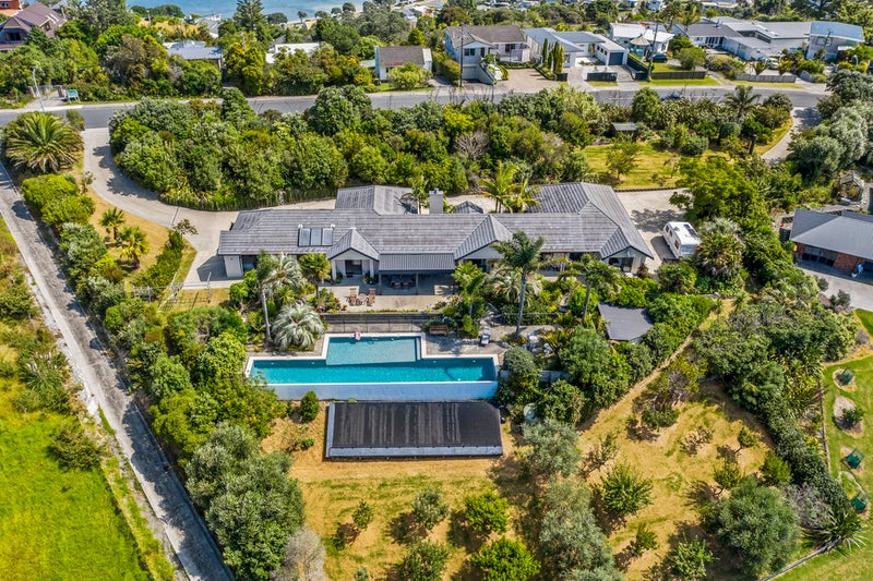 6A Roberts Road, Matakatia, Whangaparaoa - Carousel 1