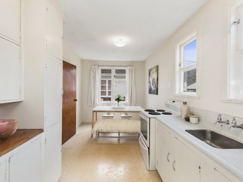 41 Gibson Crescent, Naenae, Lower Hutt - Carousel 2