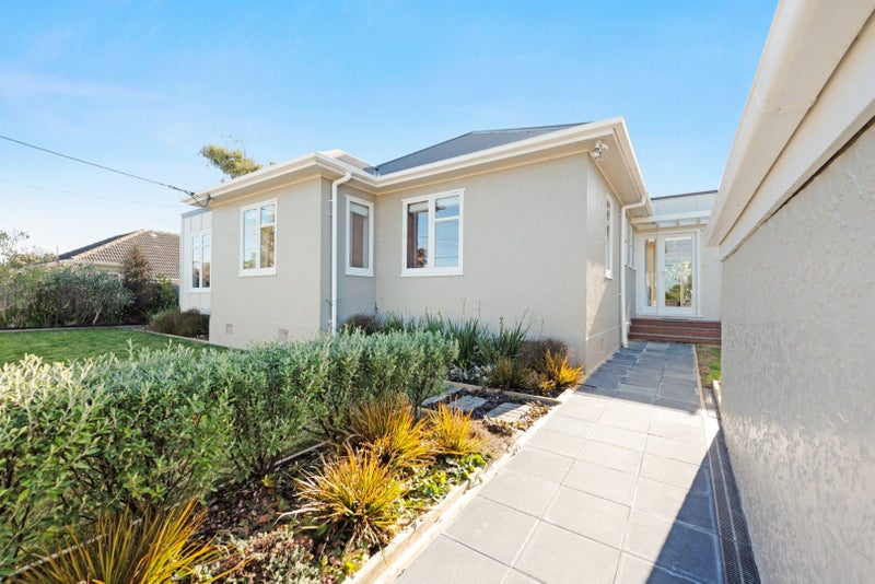 45 Mandalay Terrace, Khandallah, Wellington - Carousel 1
