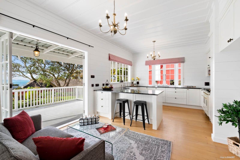 185 Bleakhouse Road, Mellons Bay, Auckland - Carousel 2