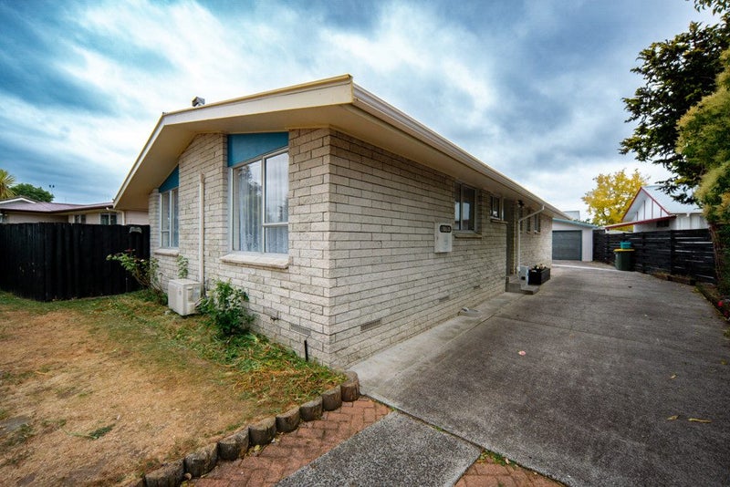 44 Elmwood Crescent, Pukete, Hamilton - Carousel 1