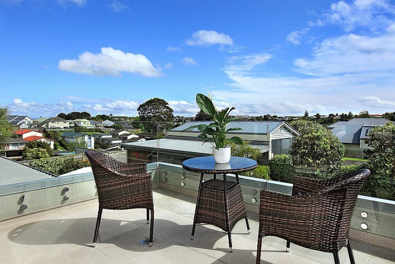 20A School Road, Morningside, Auckland - Carousel 2