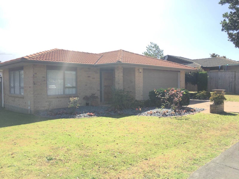 17 Huntington Drive, Huntington Park, Auckland - Carousel 15