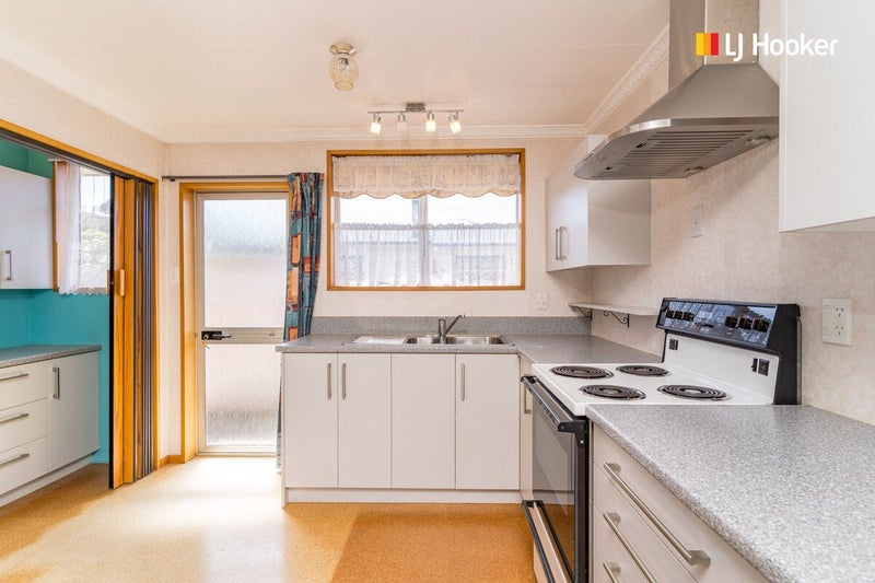 25A Paterson Street, Abbotsford, Dunedin - Carousel 2