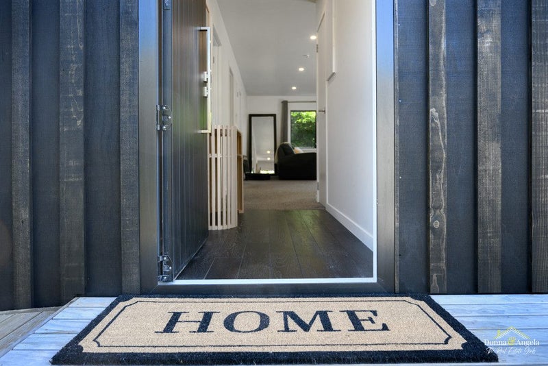 11C Konini Road, Titirangi, Auckland - Carousel 2