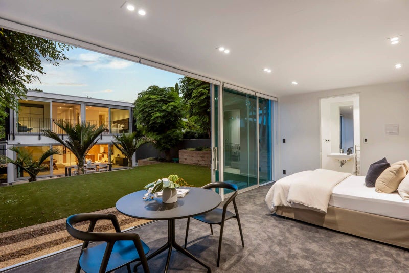 31A The Parade, St Heliers, Auckland - Carousel 1