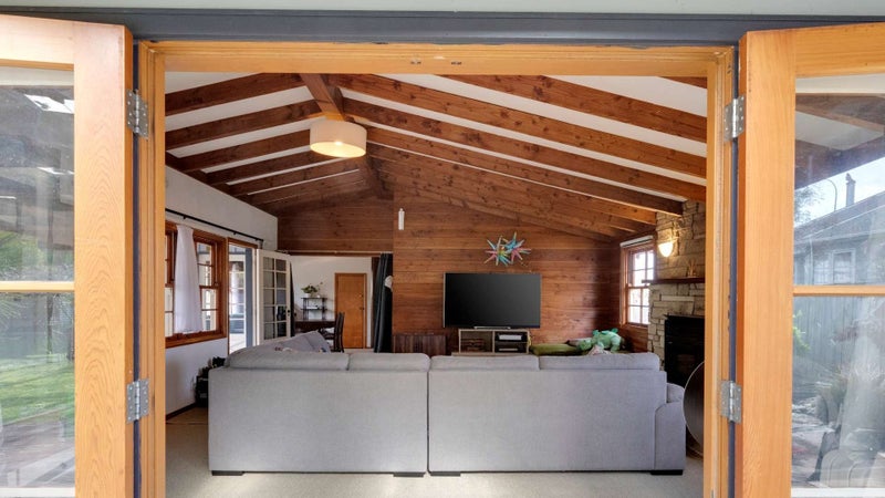 188 Vogel Street, Roslyn, Palmerston North - Carousel 1