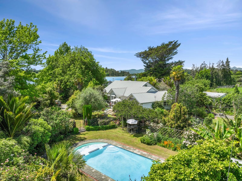 11 Weka Road, Tasman, Upper Moutere - Carousel 2
