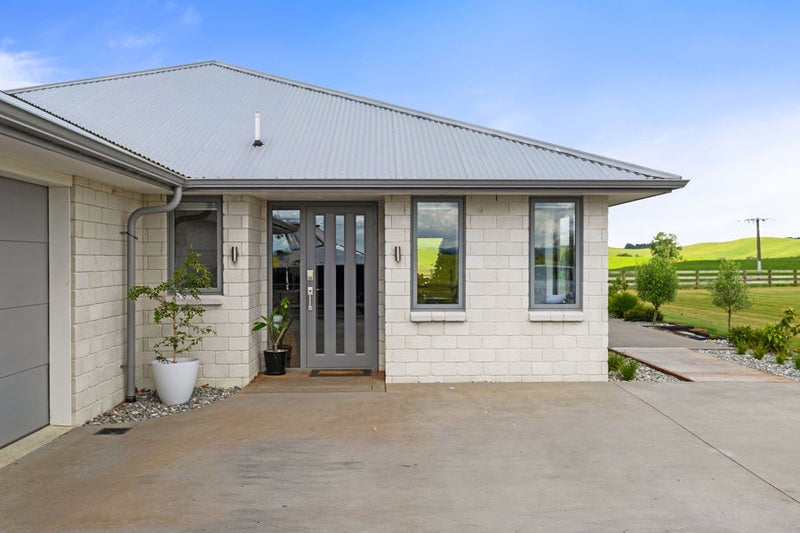 10 Waikiwi Road, Waerenga - Carousel 2