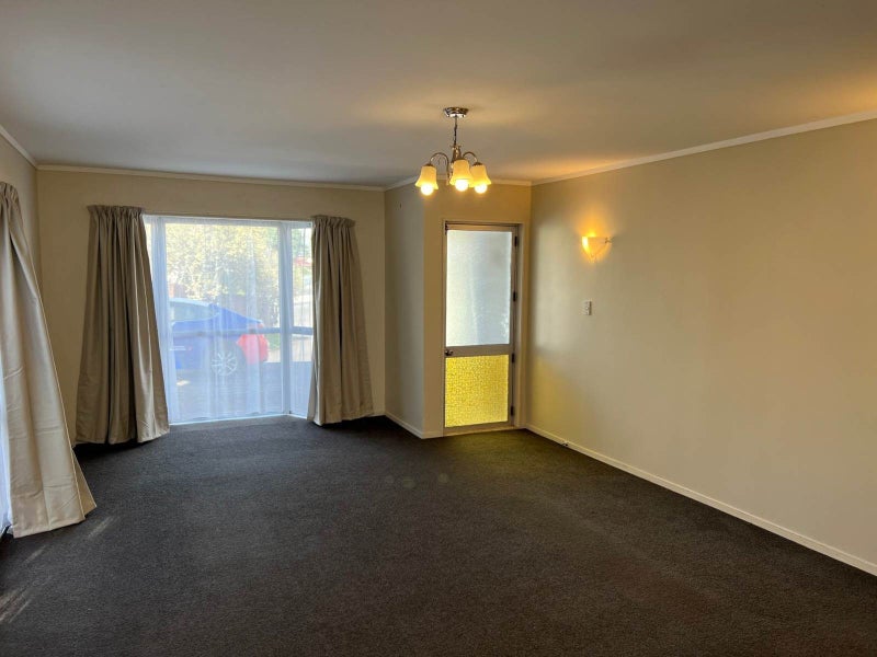 62 Kohekohe Street, New Lynn, Auckland - Carousel 2