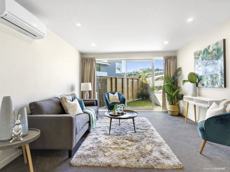 11/2 Stone StREET, Miramar, Wellington - Carousel 2