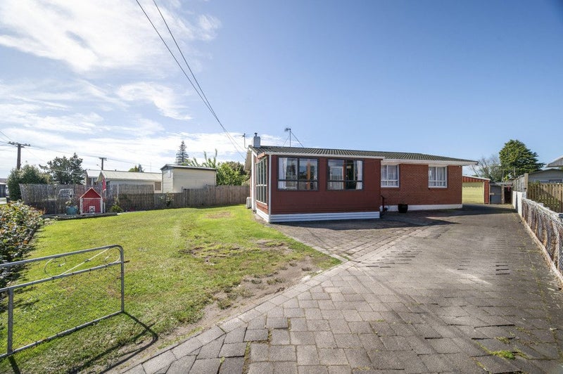 16 Martin Street, Utuhina, Rotorua - Carousel 1