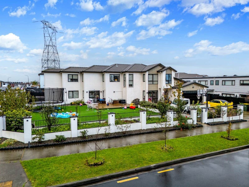 23 Repehina Road, Flat Bush, Auckland - Carousel 1
