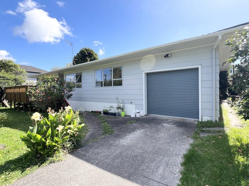 2/7 Becroft Drive, Forrest Hill, Auckland - Carousel 1