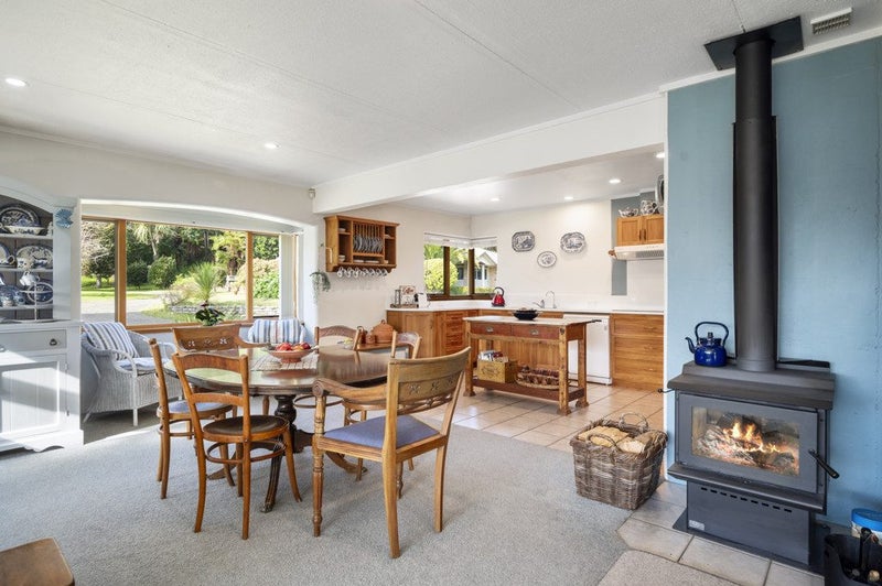 82C Kawaha Point Road, Kawaha Point, Rotorua - Carousel 2