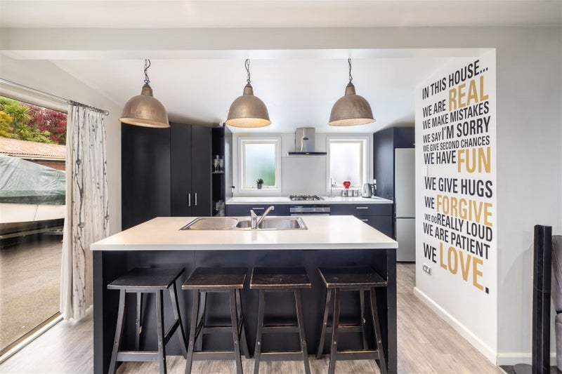 1/16 Lees Road, Strowan, Christchurch - Carousel 2