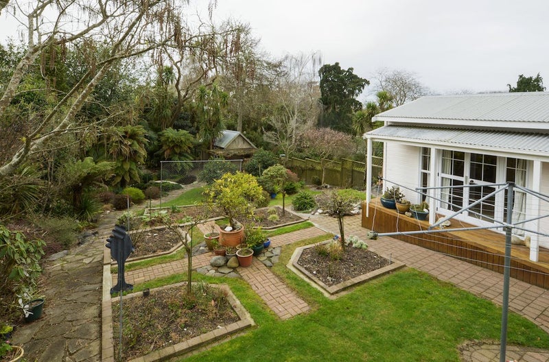 26 Charlemont Street, Whitiora, Hamilton - Carousel 2