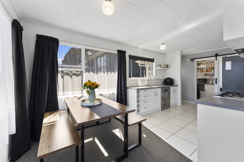 31 Holland Street, Wainuiomata, Lower Hutt - Carousel 1