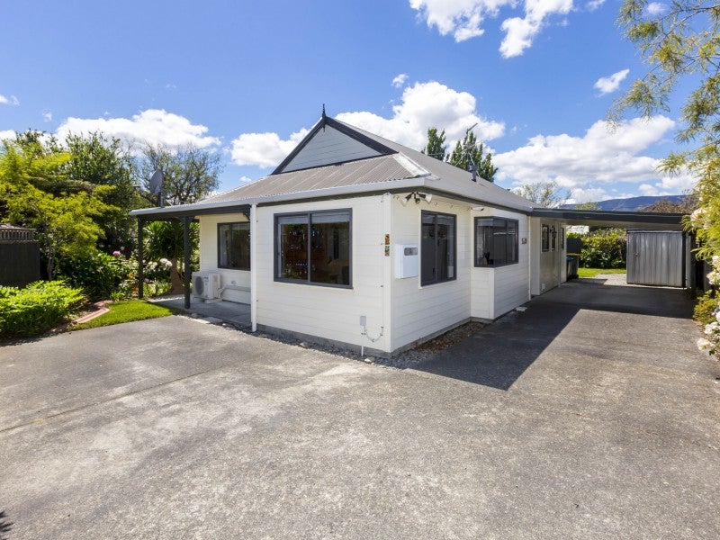 6A Tui Grove, Elderslea, Upper Hutt - Carousel 2
