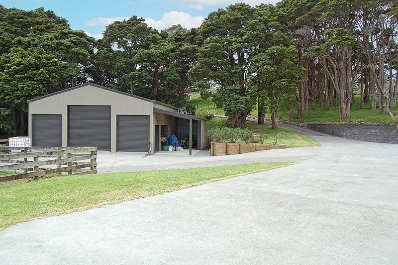 34 Tawa Avenue, Kaiwaka - Carousel 2